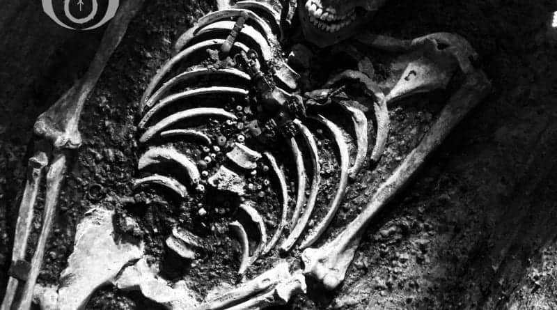 Hollow Land 1
