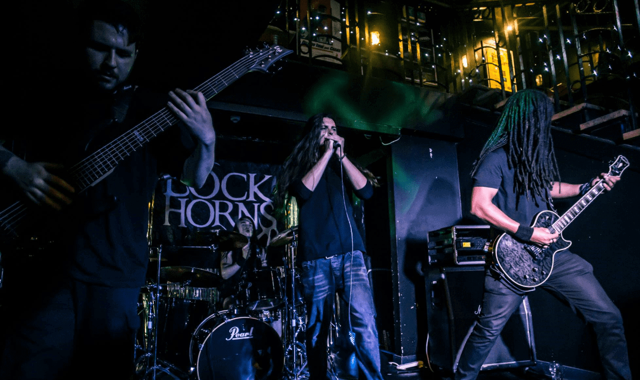 Lock Horns